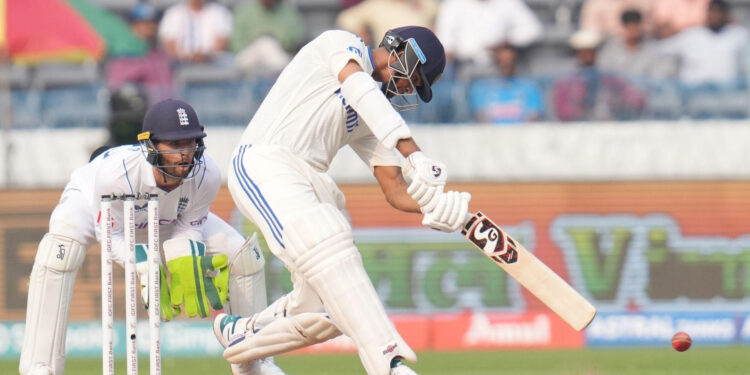 India vs England 4th Test Day 1: राहुल आउट, जायसवाल जमे; भारत 94/1