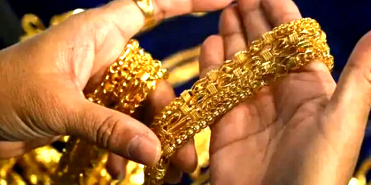 Bhopal Gold Rate: भोपाल में सोना हुआ महंगा, चांदी 100 रुपए सस्ती: जानें 1 जुलाई 2025 के ताजा रेट