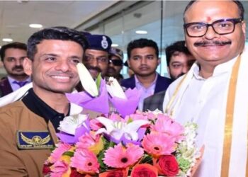 Group Captain Shubhanshu Shukla who took India name to the heights of space has arrived in his hometown Lucknow