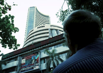 Share Market Live Updates 19 August: सेंसेक्स-निफ्टी में उतार-चढ़ाव, टाटा मोटर्स और रिलायंस चमके