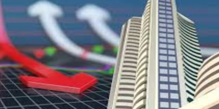 Stock Market Today 12 August: सपाट खुला भारतीय शेयर बाजार, Sensex-Nifty में मामूली बढ़त