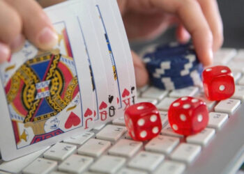 भारतीय क्रिकेट टीम की स्पॉन्सर ड्रीम-11 पर मंडरा रहा बैन का खतरा, केंद्र ने लोकसभा में पेश किया ऑनलाइन गेमिंग बिल 2025