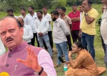 Maharashtra Deputy Chief Minister Ajit Pawar Deputy SP Anjali Krishna