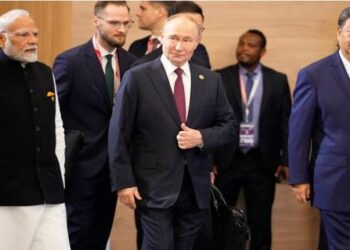 Russia strong reply to Trump Can change India China decision