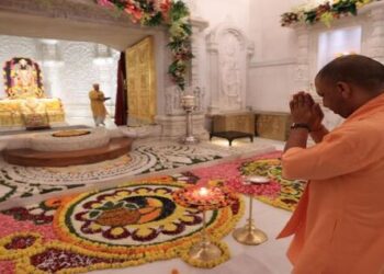 This time the Deepotsav of Ayodhya will be special CM Yogi gave the gift of a floating restaurant