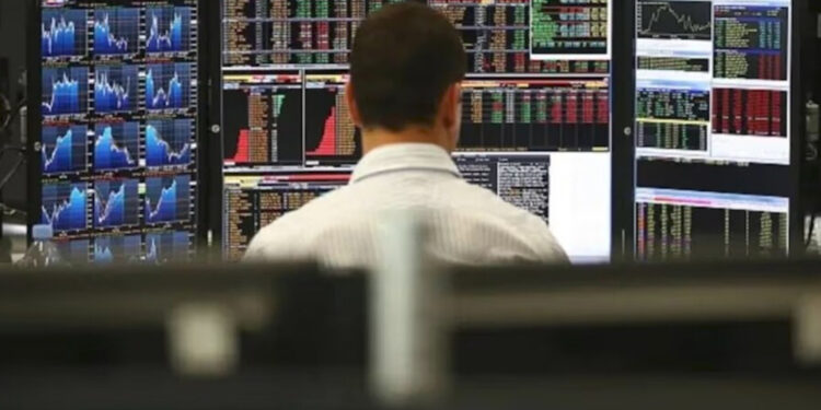 Stock Market News: शेयर बाजार लगातार पांचवें दिन गिरावट में, निवेशकों के करोड़ों रुपये डूबे – जानें मुख्य कारण