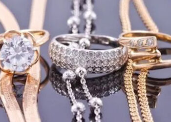 Gold Price to Day : सोने और चांदी की कीमतों में ऐतिहासिक उछाल, निवेशकों के लिए अहम जानकारी