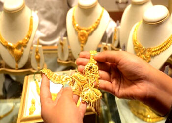 Gold Price Today: नवरात्रि में सोने-चांदी में लगातार उछाल, जानें आज आपके शहर के भाव