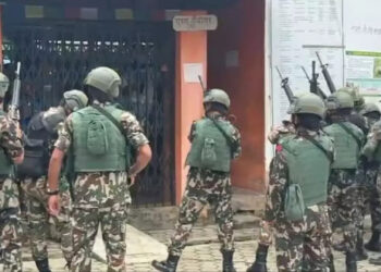 नेपाल में फिर से हिंसा: जेल तोड़कर भाग रहे कैदियों पर सेना की फायरिंग, 2 की मौत