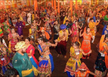 CG News : नवरात्रि पर मुस्लिम युवाओं को गरबा से दूर रहने की नसीहत, छत्तीसगढ़ वक्फ बोर्ड अध्यक्ष ने बताई वजह