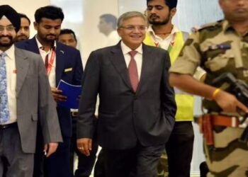 Chief Election Commissioner arrives in Patna