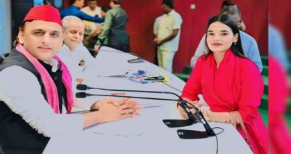 Insta Queen Muskan Mishra controversy Samajwadi Party takes major decision after Ayodhya meeting