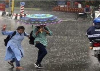 Weather changes across the country pleasant coolness in Delhi rain in Mumbai humidity in the south