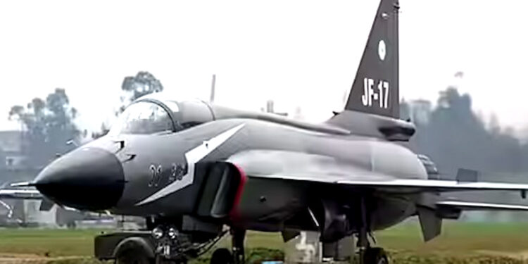 रूस ने पाकिस्तान को JF-17 के इंजन बेचने पर मचाया बवाल, पर भारत के लिए खुल सकते हैं नए रणनीतिक फायदे