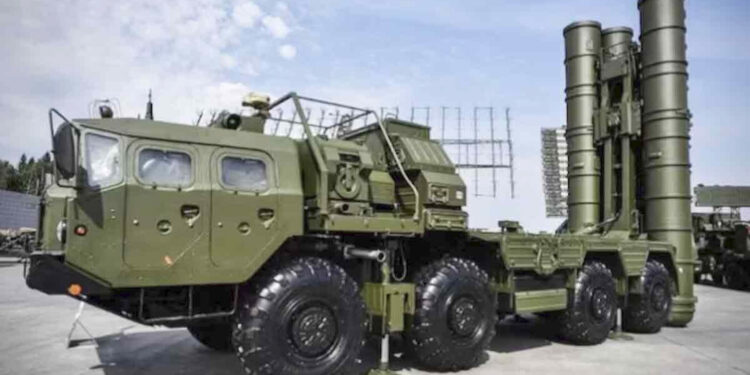 भारत-रूस के बीच 10,000 करोड़ रुपये के S-400 मिसाइल सौदे पर चर्चा तेज, वायु रक्षा क्षमता बढ़ाने की तैयारी