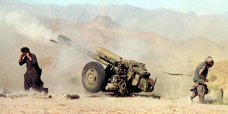 Afghanistan Weapons: अफगानिस्तान के हथियार और तालिबान की ताकत: पाकिस्तान को कैसे दे रहा पटखनी