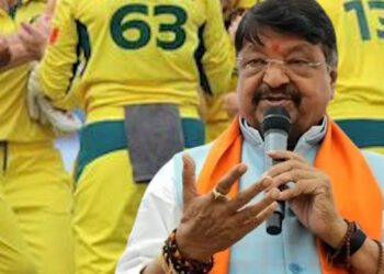 इंदौर में ऑस्ट्रेलियाई महिला खिलाड़ियों से छेड़छाड़ पर बवाल, कैलाश विजयवर्गीय बोले – “खिलाड़ियों को बाहर जाने से पहले बताना चाहिए था”, बयान से मचा हंगामा