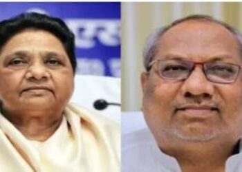Cabinet Minister in Yogi government Sanjay Nishad praised Mayawati and Azam Khan