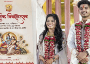 Baba Ramdev chant mantras at CM son wedding