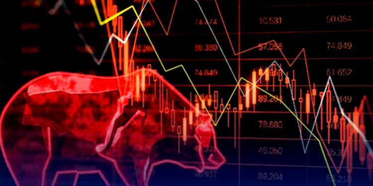 Stock Market Crash: सेंसेक्स 480 अंक लुढ़का, निफ्टी 25,700 के नीचे फिसला
