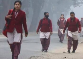 School Timing Changed: शीतलहर के चलते लखनऊ में बदला स्कूलों का समय, 9 बजे के बाद ही खुलेंगे कक्षा 1 से 12 तक के स्कूल