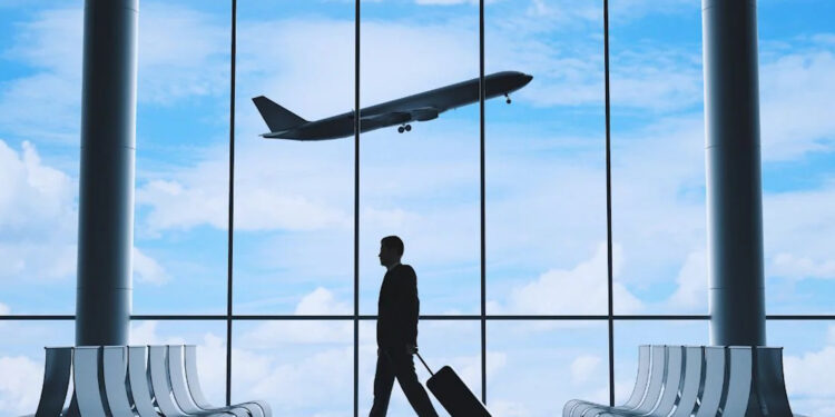 इंडिगो संकट के बाद नई उड़ानों की तैयारी, अल हिंद एयर समेत तीन एयरलाइंस को मिली हरी झंडी