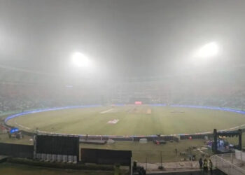 IND vs SA 4th T20I : कोहरे ने छीना क्रिकेट का मज़ा, BCCI लौटाएगा दर्शकों का टिकट पैसा
