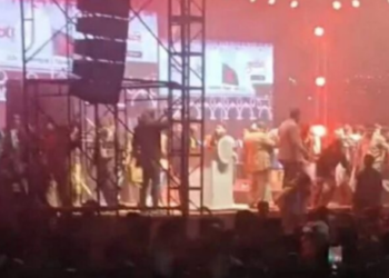 singer James concert in Bangladesh