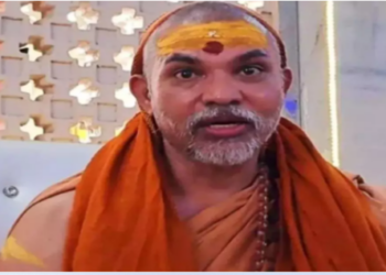 Chaos at Sangam on Mauni Amavasya Shankaracharya refuses to take a bath