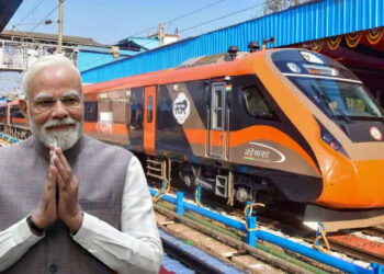 Vande Bharat Sleeper Train: भारत को मिली पहली वंदे भारत स्लीपर ट्रेन, पीएम मोदी ने दिखाई हरी झंडी