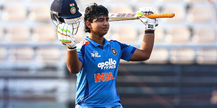 Vaibhav Suryavanshi Century: कप्तानी में भी चला वैभव सूर्यवंशी का बल्ला, शतक से U19 वर्ल्ड कप से पहले बढ़ाया भारत का उत्साह