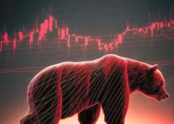 Stock market: में चौथे दिन भी बिकवाली, सेंसेक्स 700 अंक लुढ़का, मेटल सेक्टर सबसे कमजोर