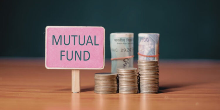 SBI Mutual Fund New Fund Offer: एसबीआई म्यूचुअल फंड ने लॉन्च किया नया मिडकैप मोमेंटम ETF, 24 फरवरी तक खुला रहेगा NFO, जानें निवेश से पहले जरूरी बातें