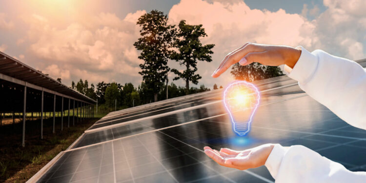 Electricity Selling: दिल्ली में बिजली उपभोक्ताओं के लिए बड़ा बदलाव, अब सोलर पैनल से बनी अतिरिक्त बिजली सीधे पड़ोसियों को बेच सकेंगे, DERC ने जारी की नई डिजिटल पावर ट्रेडिंग गाइडलाइन