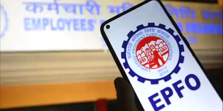 EPFO News: बड़ी खबर: अब बिना आवेदन मिलेगा PF का पैसा, 6 लाख निष्क्रिय खाताधारकों को सीधे रिफंड का रास्ता साफ