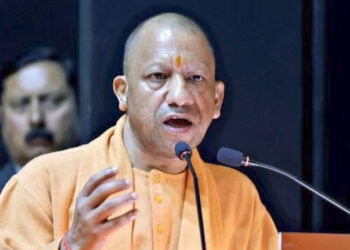 Latest Uttar Pradesh News: घोषणाओं से आगे निकलकर ज़मीन पर काम योगी सरकार ने गिनाईं 9 साल की उपलब्धियाँ, एआई से लेकर ग्रामीण अर्थव्यवस्था तक बड़ा रोडमैप