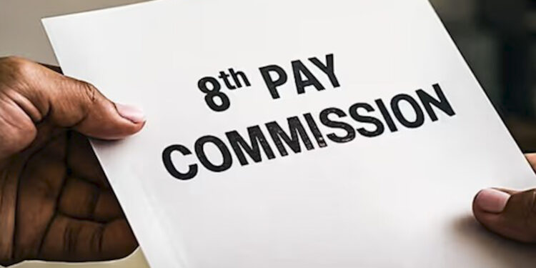 8वें वेतन आयोग पर बड़ा अपडेट, रिपोर्ट 2027 में; कर्मचारियों का इंतजार लंबा