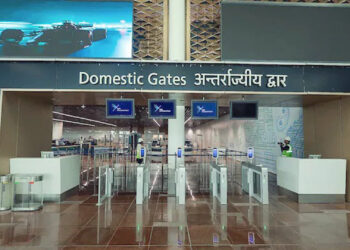 नोएडा इंटरनेशनल एयरपोर्ट बना ‘ऑल वेदर’ हब: घने कोहरे में भी उड़ान संभव, 10 मिनट में चेक-इन का दावा
