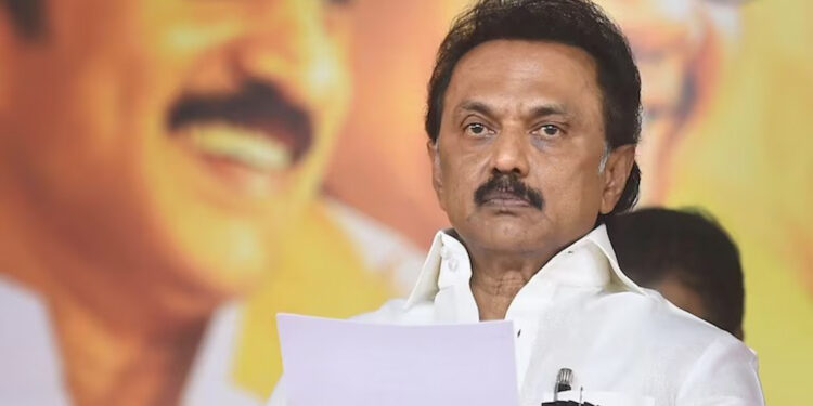 MK Stalin: तमिलनाडु के मुख्यमंत्री एम.के. स्टालिन ने चेन्नई की कोलाथुर सीट से नामांकन दाखिल किया।