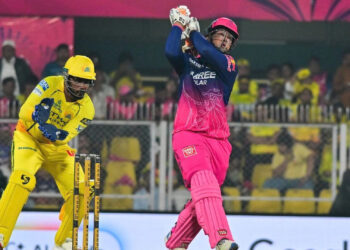 15 साल के वैभव सूर्यवंशी ने IPL में मचाई सनसनी, दिग्गज बोले – टीम इंडिया के लिए तैयार लेकिन जल्दबाजी ठीक नहीं