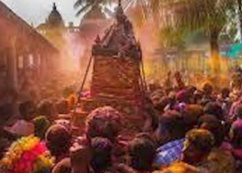 रंग, राग और राधा-कृष्ण की भक्ति में सराबोर असम: डोल जात्रा ने वसंत के साथ बिखेरा सांस्कृतिक उल्लास