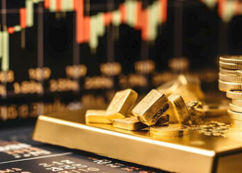 Gold Price Outlook: अस्थिर वैश्विक माहौल के बीच भी सोना-चांदी क्यों फिसल रहे? निवेशकों की रणनीति ने बदली चाल