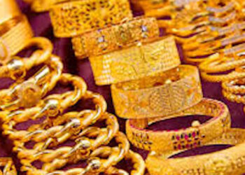 Gold Price Today: तेज उछाल के बाद सोना सस्ता, रुपये की मजबूती से आई बड़ी गिरावट