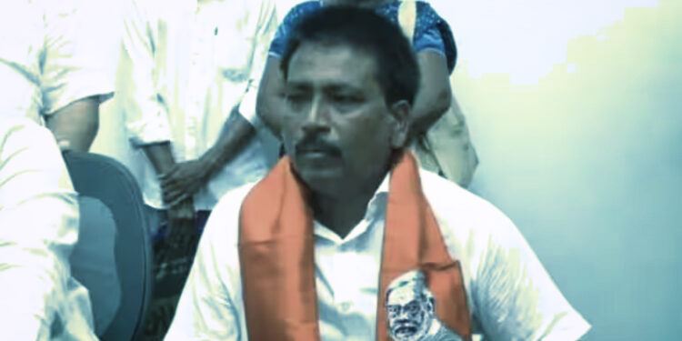 BJP में 28 साल तक चपरासी रहने के बाद, रमेश भील को मिला टिकट मिला।