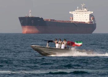 Hormuz Strait Crisis: क्या भारत में सस्ता होगा गैस सिलेंडर? होर्मुज मार्ग खुलने की उम्मीद से बढ़ी राहत