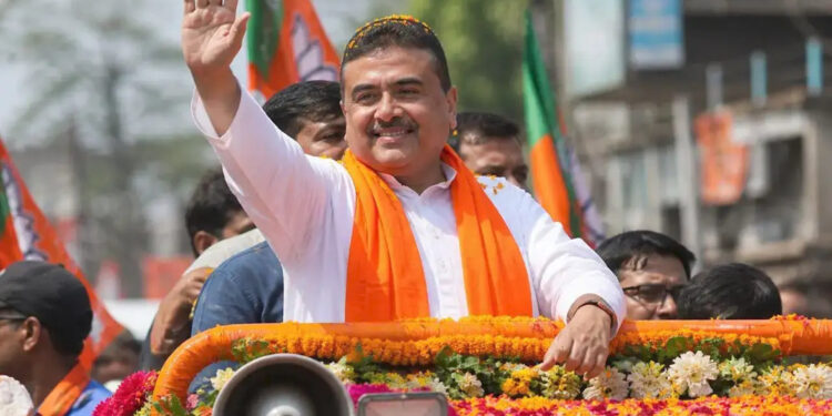 West Bengal: बंगाल में BJP का नया पावर सेंटर! शुभेंदु अधिकारी CM की रेस में सबसे आगे, दो डिप्टी CM फॉर्मूले पर भी मंथन