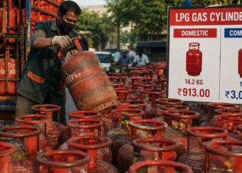 LPG Price Today: घरेलू गैस सिलेंडर पर राहत, लेकिन कमर्शियल LPG ने बढ़ाई कारोबारियों की टेंशन