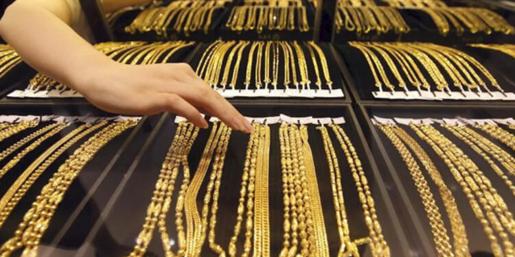 Gold Silver Price Today: सोना-चांदी के दाम स्थिर, खरीदारी से पहले जानिए आपके शहर का ताजा रेट