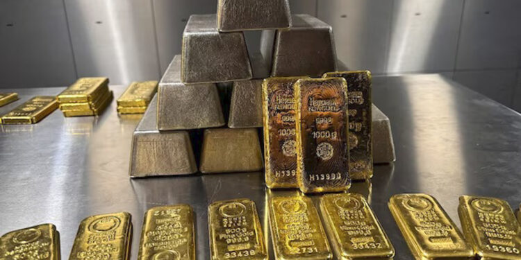 Gold Silver Price Today: गिरावट के बाद फिर चमका सोना-चांदी, निवेशकों की बढ़ी दिलचस्पी, जानिए आपके शहर के ताजा भाव