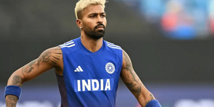 Hardik Pandya News: करियर को लंबा बनाने की तैयारी में हार्दिक पंड्या का बड़ा फैसला, मुंबई छोड़ बेंगलुरु किया शिफ्ट, BCCI सेंटर ऑफ एक्सीलेंस बनेगा नया ट्रेनिंग बेस
